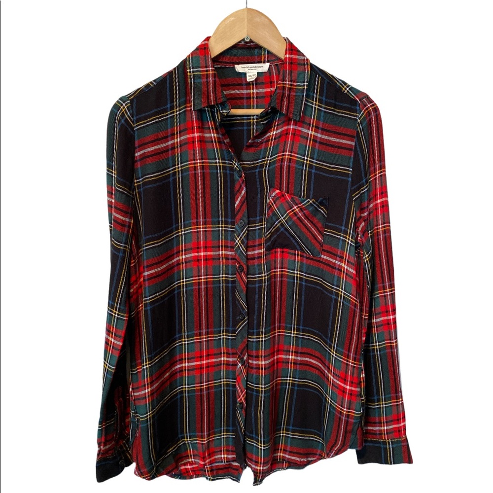 Beach Lunch Lounge dark plaid split back button down shirts women’s XS